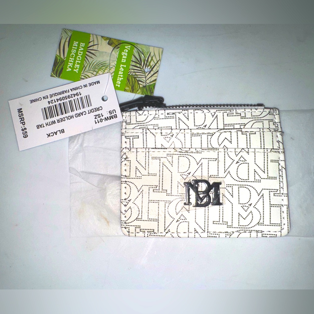 Badgley Mischka card holder with tab NWT